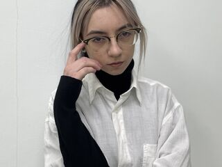 BonnieBreed's Watch live cam girls online Profile Image