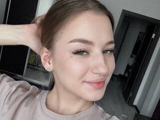 MonaVilonny's Live sex schedule Profile Image